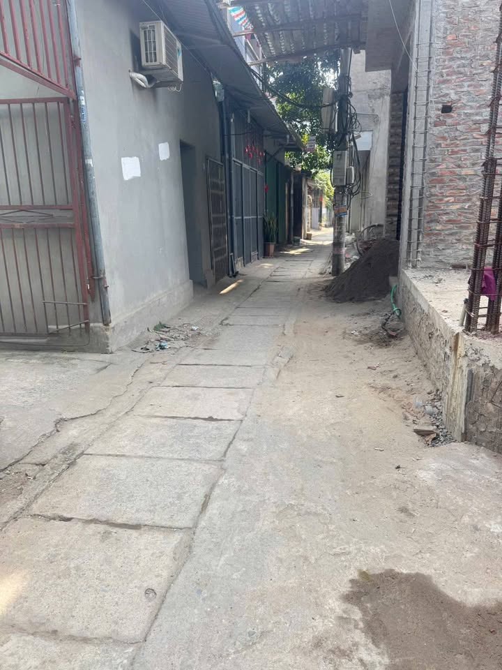 Nhà Dương Nội 50m² giá 9.5 tỷ - View hồ thoáng mát quanh năm!