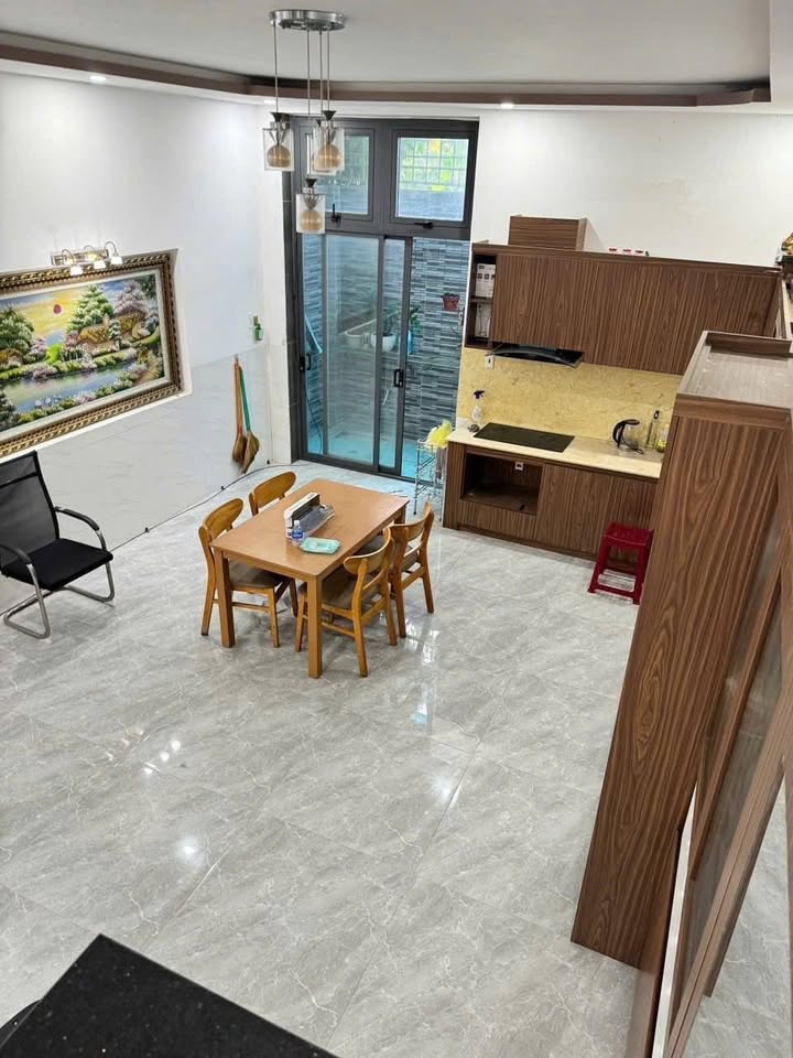 Nhà 4 tầng cho thuê VCN Phước Long 1, 110m² giá 20 triệu - Nội thất mới, sẵn sàng vào ở!