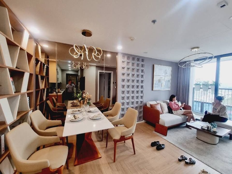 Căn hộ chung cư Thái Thịnh Đống Đa 68m² giá 7.48 tỷ - Căn góc mới đẹp thoáng sáng!