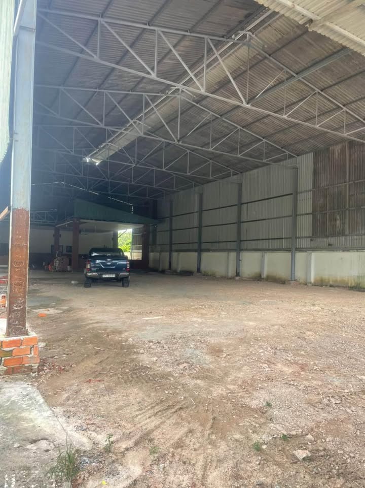 Đất mặt tiền đường DT749A, xã Long Nguyên, 2300m² - Giá thương lượng hấp dẫn!