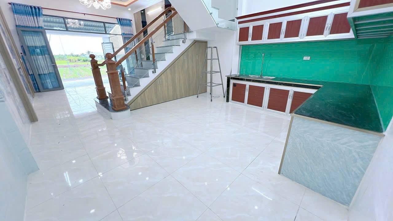 Nhà 2 tầng tại ấp 5, xã Phước Vân, Cần Đước, 121m² - Giá chỉ 1.85 tỷ!