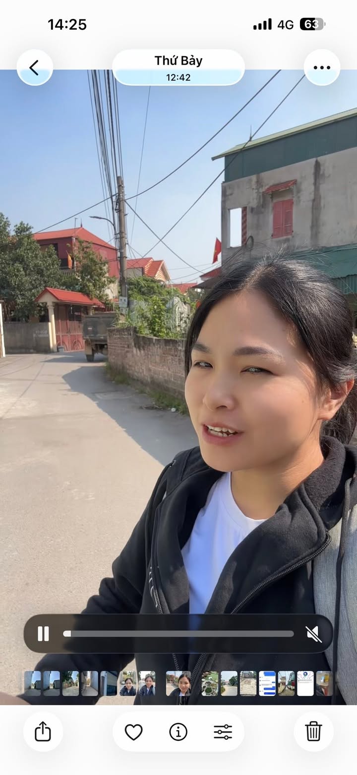 Đất nền lô góc đường Âu Cơ, thị trấn Hồ, 74m² giá 1,9 tỷ - Vị trí đắc địa, giao thông thuận tiện!