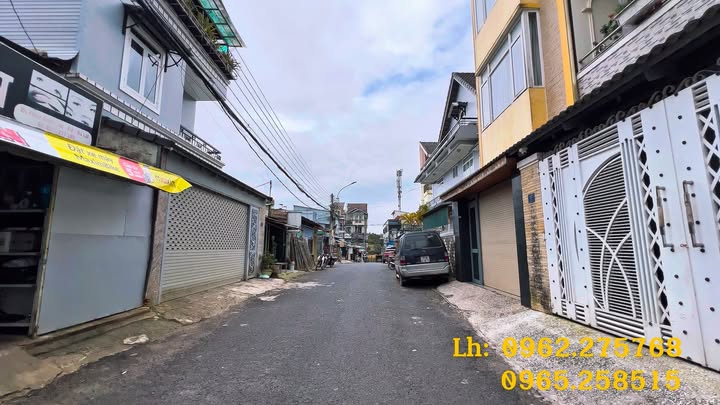 Nhà phố mặt tiền Phan Đình Giót Đà Lạt 72m² giá 13 tỷ - Kinh doanh sầm uất!