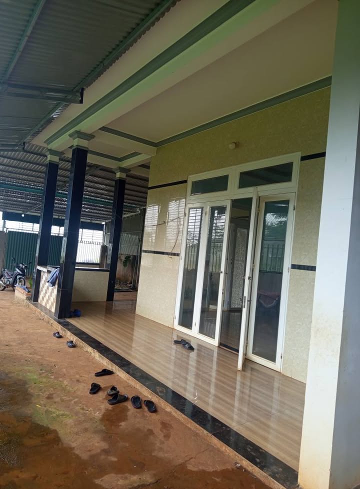 Nhà mặt tiền đường Nguyễn Thị Minh Khai, Ea Kar 600m², giá 2.35 tỷ - Cơ hội đầu tư tuyệt vời!