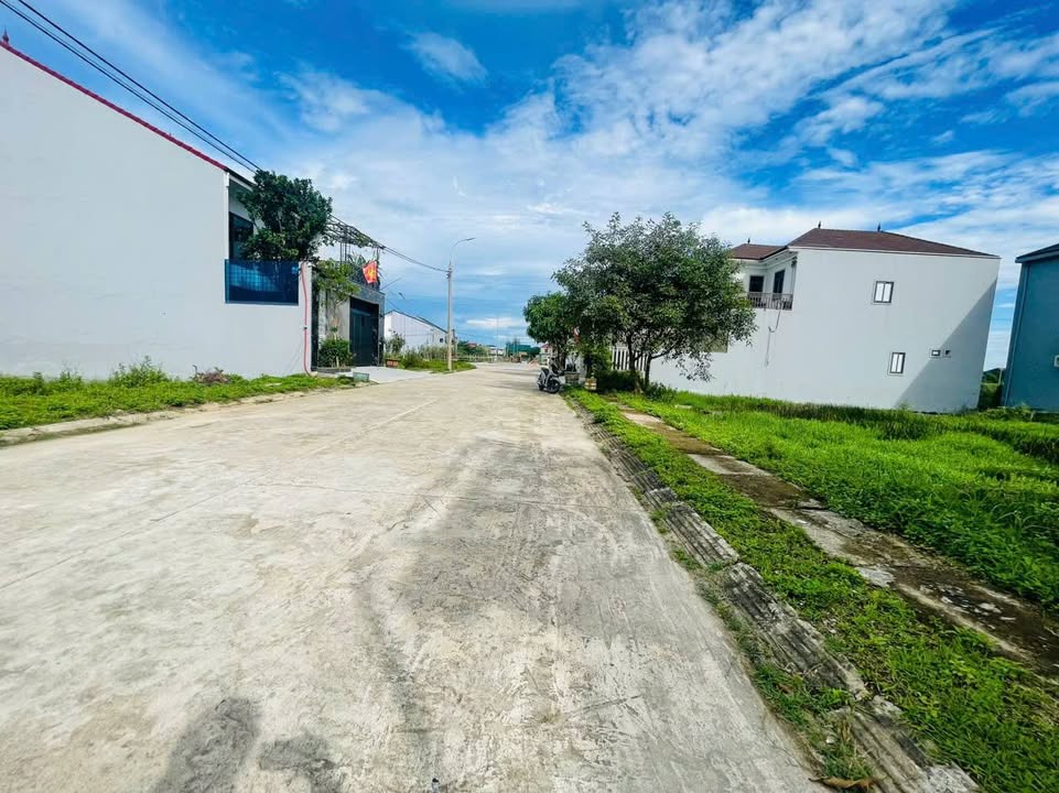 Đất nền Thạch Hưng, Hà Tĩnh 160m² giá 3.5 tỷ - Cơ hội đầu tư tuyệt vời!