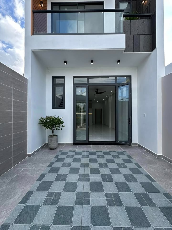 Nhà 2 mặt tiền Đoàn Thị Nghiệp, Mỹ Tho 80m² giá 3.15 tỷ - Đầu tư sinh lời ngay!