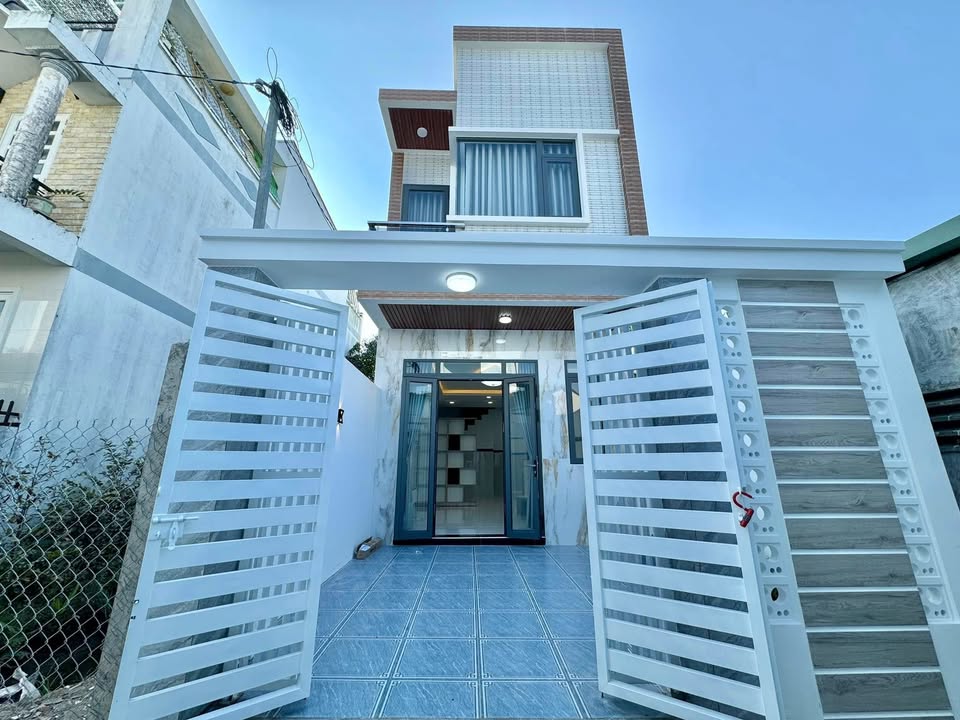 Nhà 1 Trệt 1 Lầu Phường 6, TP Mỹ Tho 71m² giá 2.8 tỷ - Sở hữu ngay chính chủ!