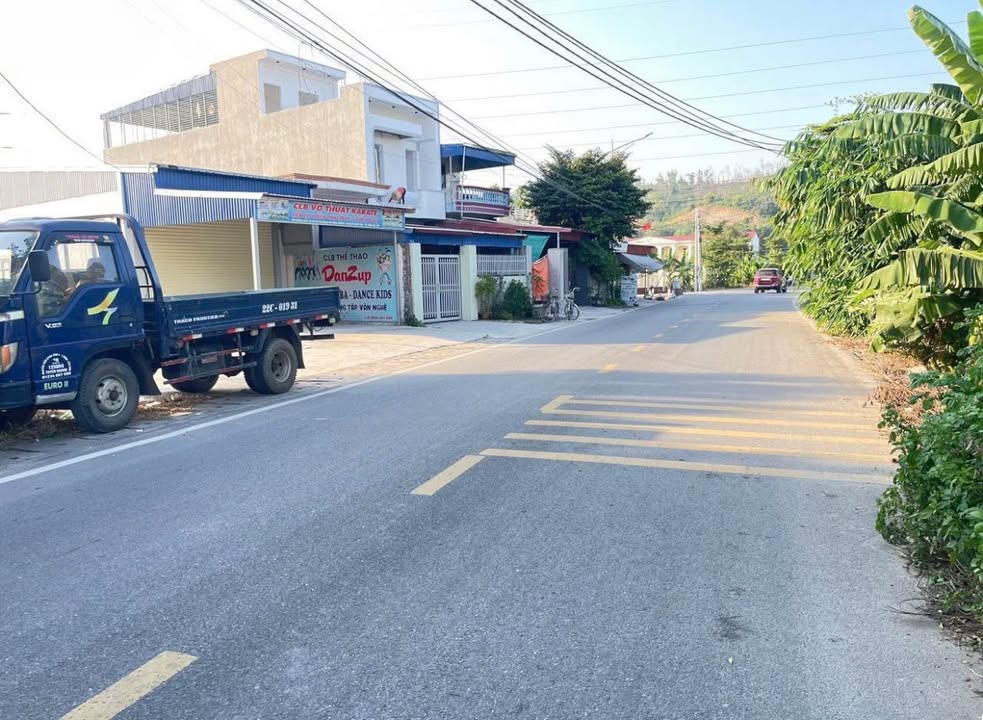 Đất nền mặt đường Dốc E Tiên Hội 108.1m² giá thỏa thuận - Tiềm năng kinh doanh lớn!