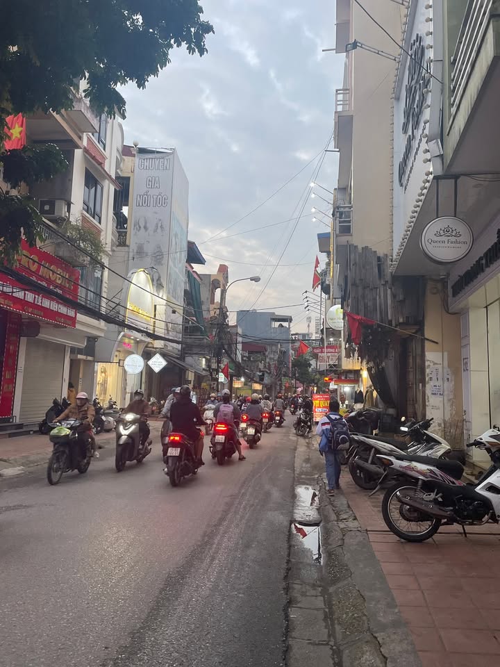 Bán FrontHouse mặt tiền Đình Đông, Hải Phòng - Diện tích 76m², giá 11.9 tỷ - Đầu tư sinh lời ngay!