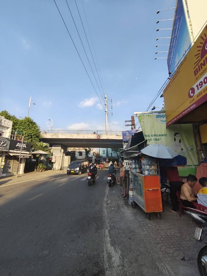 Nhà mặt tiền đường Nguyễn Văn Cừ, Quận 8, 100m² giá 17 tỷ - Cơ hội đầu tư hiếm có!