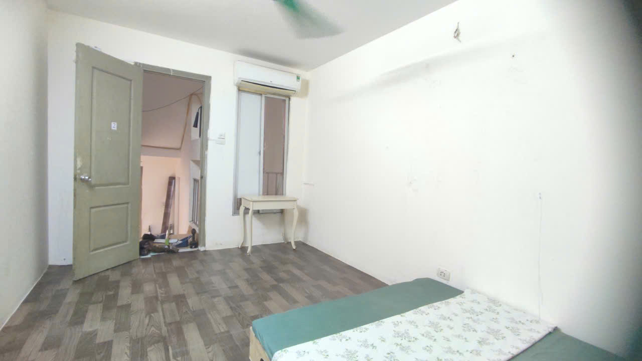 Phòng trọ số 2 ngõ 62 Nguyễn Chí Thanh, Ba Đình, 20m² - Giá rẻ, sạch sẽ, không chung chủ!