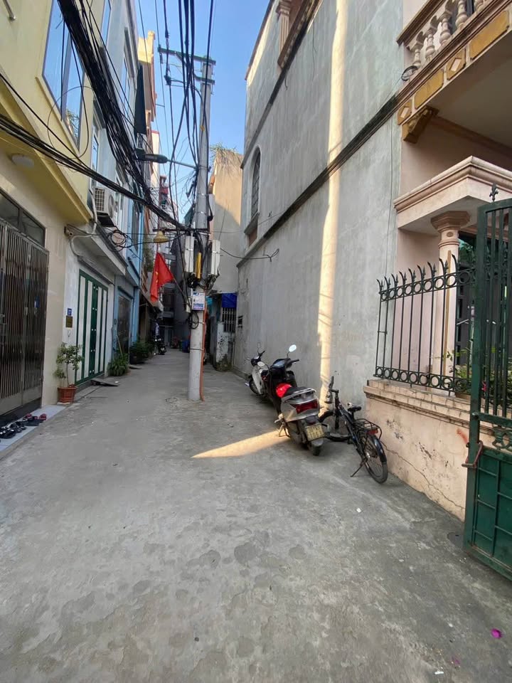 Đất nền Phú Diễn 50m² giá 9 tỷ - Vị trí đắc địa, gần Đại học Tài Nguyên!