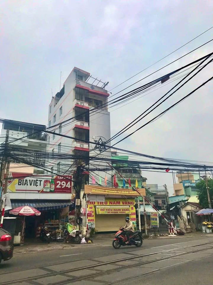 Nhà cho thuê 1 trệt 6 lầu mặt tiền Phạm Văn Thuận, Biên Hòa - Giá 19 triệu/tháng