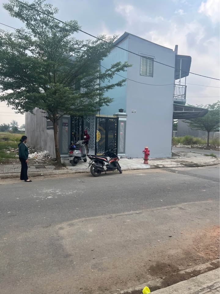 Đất thổ cư 80m² tại đường 27, Mỹ Hạnh Nam, Đức Hòa - Giá chỉ 1.75 tỷ!