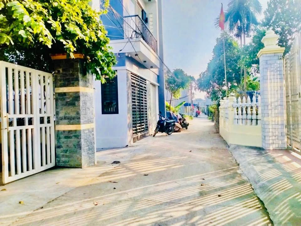 Nhà riêng Hồng Thái An Dương 52m² giá thỏa thuận - Khu dân cư đông đúc, ô tô vào tận nơi!