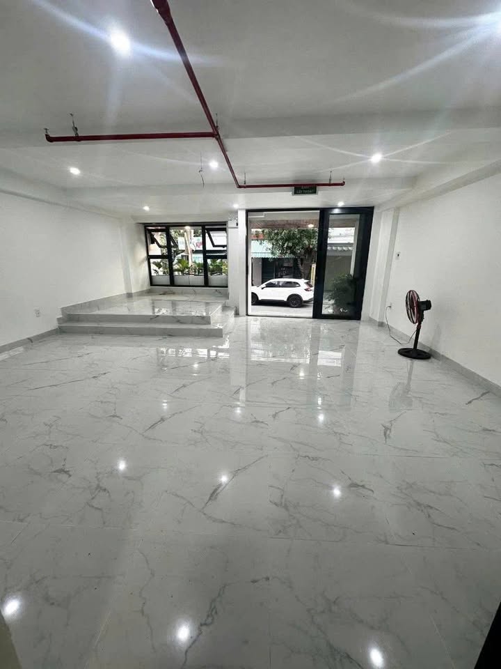 Cho thuê mặt bằng riêng biệt đường Phạm Ngữ Tăng, quận Thanh Khê 40m² chỉ 7 triệu/tháng - Không gian thoải mái, tiện nghi!