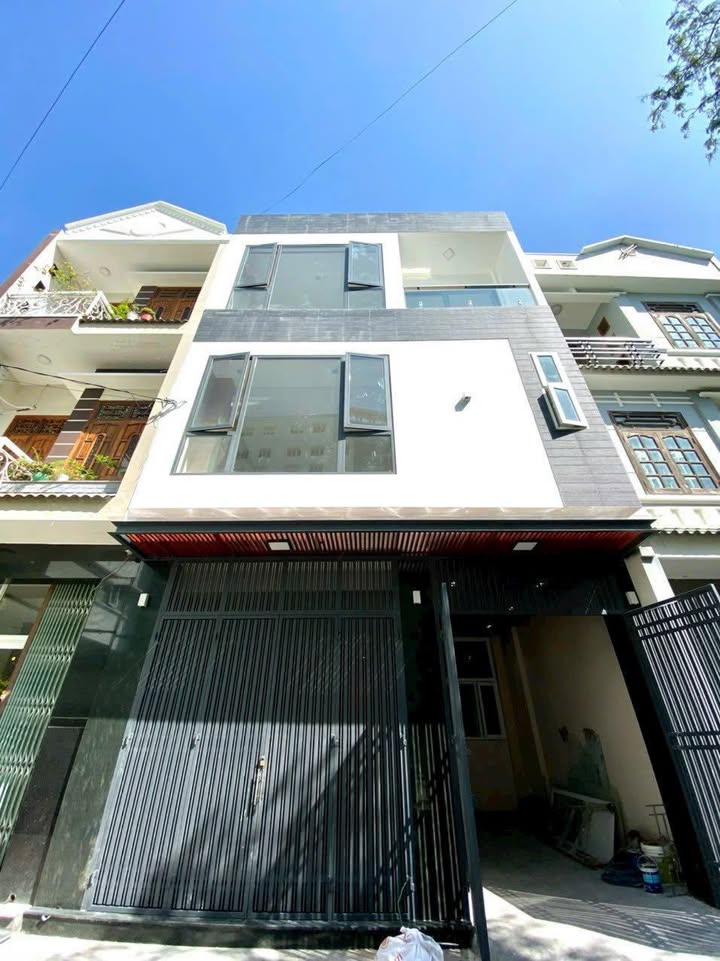 Nhà nguyên căn Tô Vĩnh Diện Quy Nhơn 70m² giá 13 triệu - Thiết kế hiện đại, sẵn sàng cho thuê!