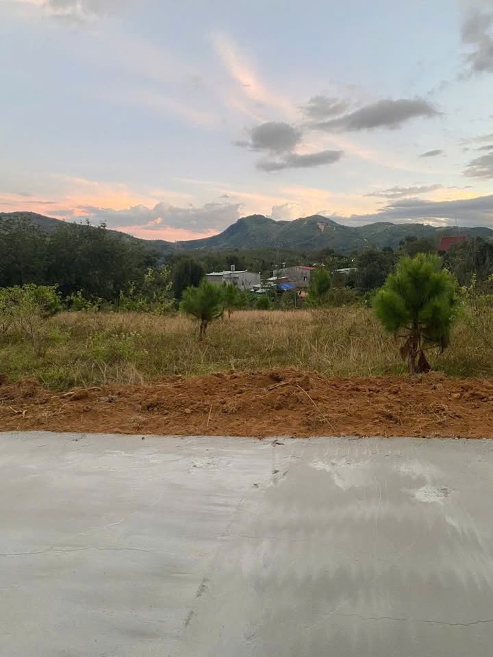 Đất thổ cư Chư Hreng 250m² giá 200 triệu - Đường bê tông ô tô vào tận nơi!