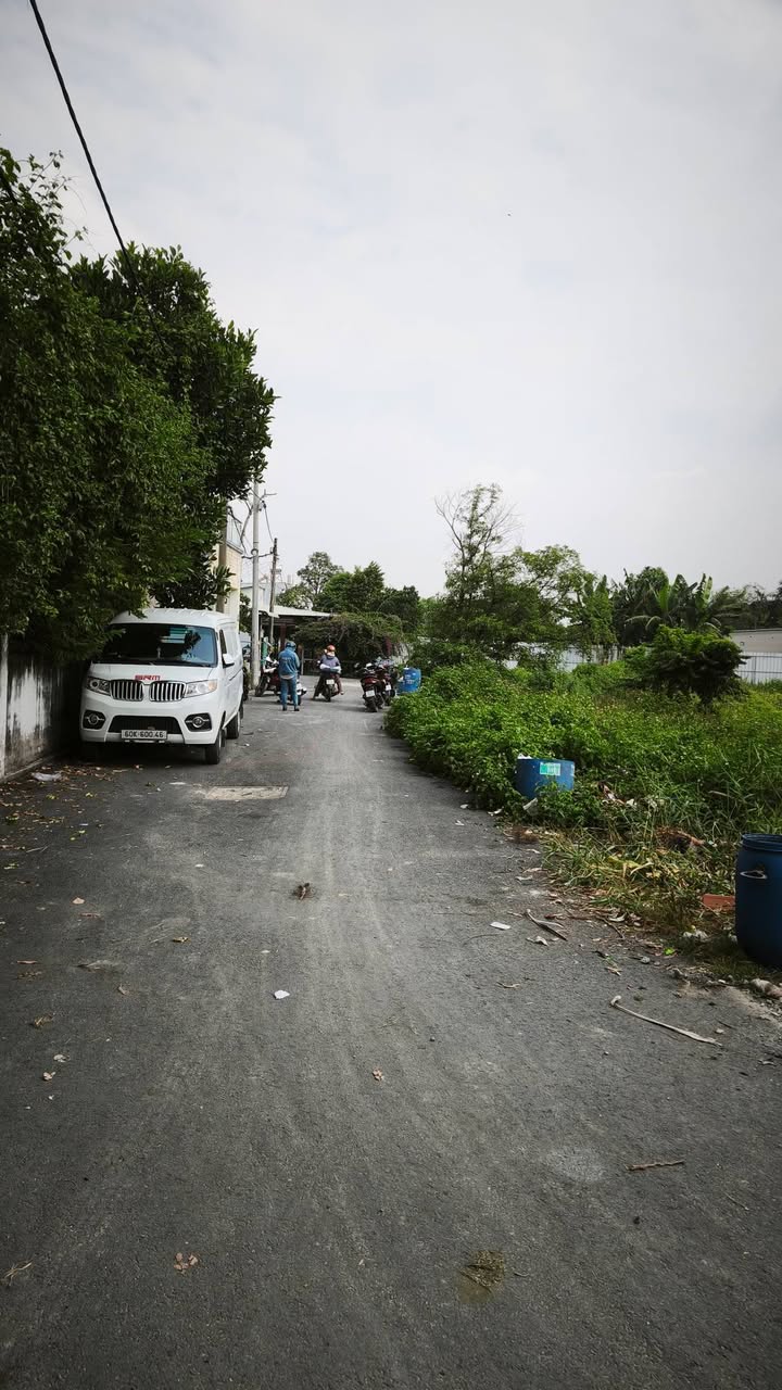 Đất thổ cư hẻm Trung Đông 7, Hóc Môn 93m² giá chỉ 3.6 tỷ - Lô góc thoáng mát!