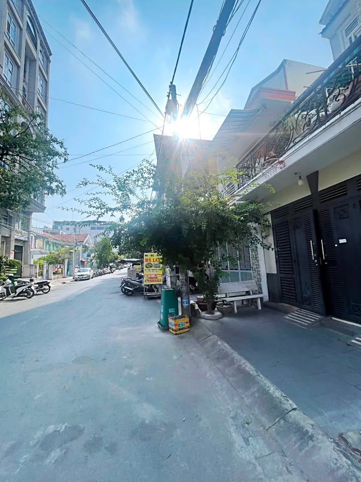 Nhà mặt tiền đường 12m tại Tân Kiểng, Quận 7, 72m² giá 15,9 tỷ - Kinh doanh đa ngành, sổ hồng chính chủ!