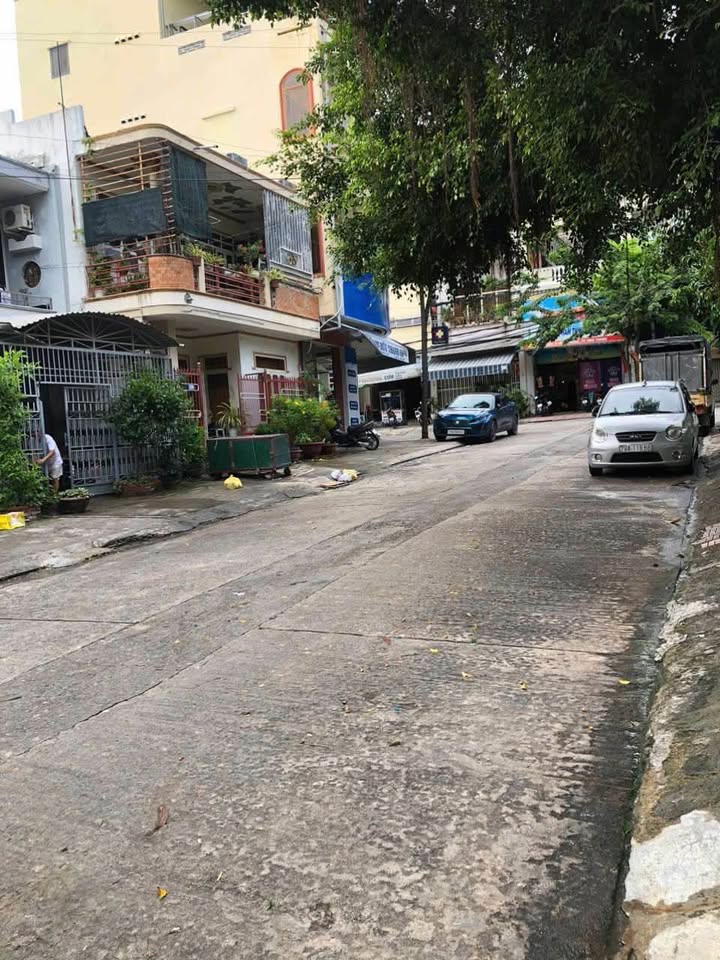 Nhà 2 tầng mặt tiền đường Điệp Minh Tuyền, Nha Trang 72.73m² giá 5 tỷ - Cơ hội đầu tư hấp dẫn!