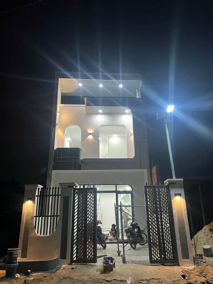 Nhà 1 Trệt 1 Lầu Mặt Tiền KDC Thuận Giao 77.4m² Giá 3.1 Tỷ - Đầu Tư Sinh Lời Ngay!