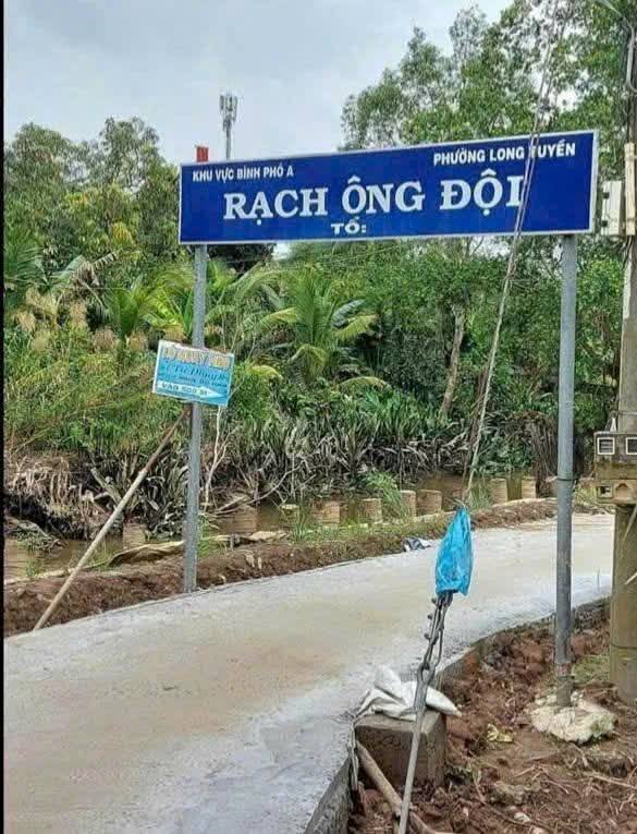 Đất nền mặt tiền Rạch Ông Đội, Long Tuyền, 250m² giá 1.15 tỷ - Vị trí đẹp, giao thông thuận tiện!