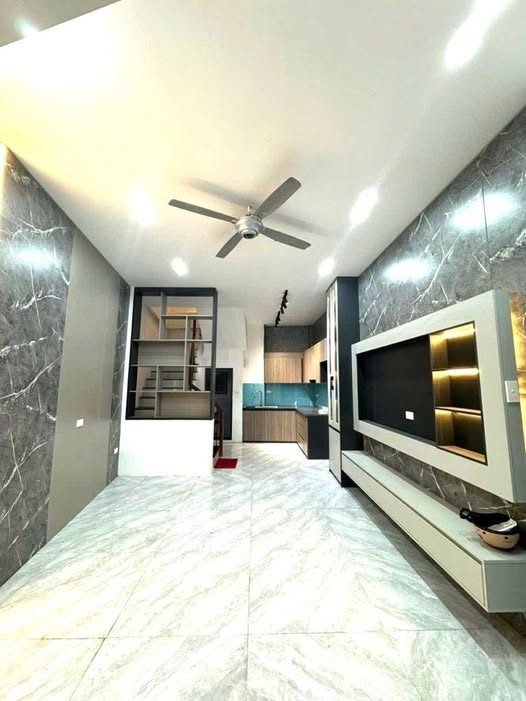 Nhà Ngọc Thụy 40m² giá 7 tỷ - Thiết kế đẹp như mới, full nội thất