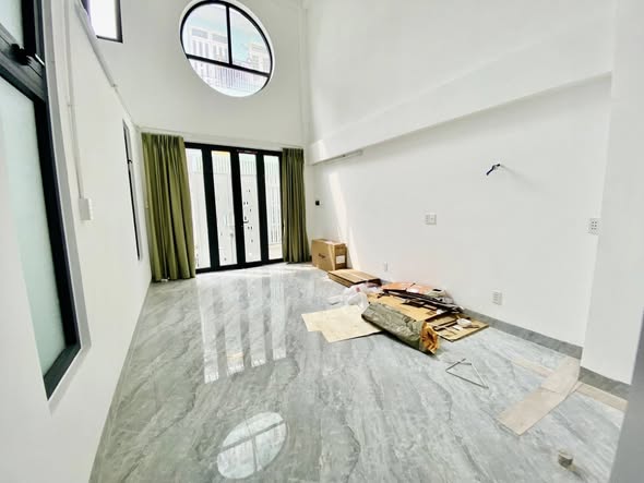 Nhà cho thuê 13 phòng Bùi Văn Ba, Q7, 84m² giá 11.999 tỷ - Đầu tư sinh lời 7.5%/năm!