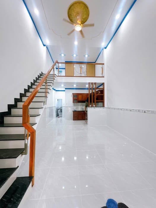 Nhà bán Dĩ An 55m² giá 1.85 tỷ - Chính chủ, gần chợ Tân Long!