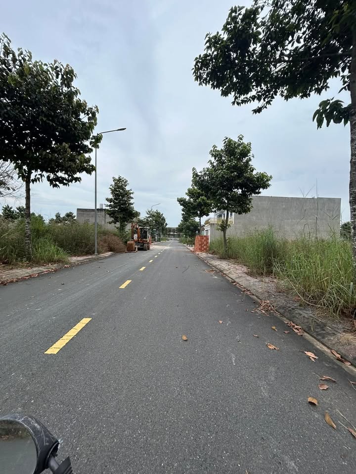 Đất nền Khu nhà ở Hội Nghĩa Tân Uyên 100m² - Sổ hồng chính chủ, giá thỏa thuận!