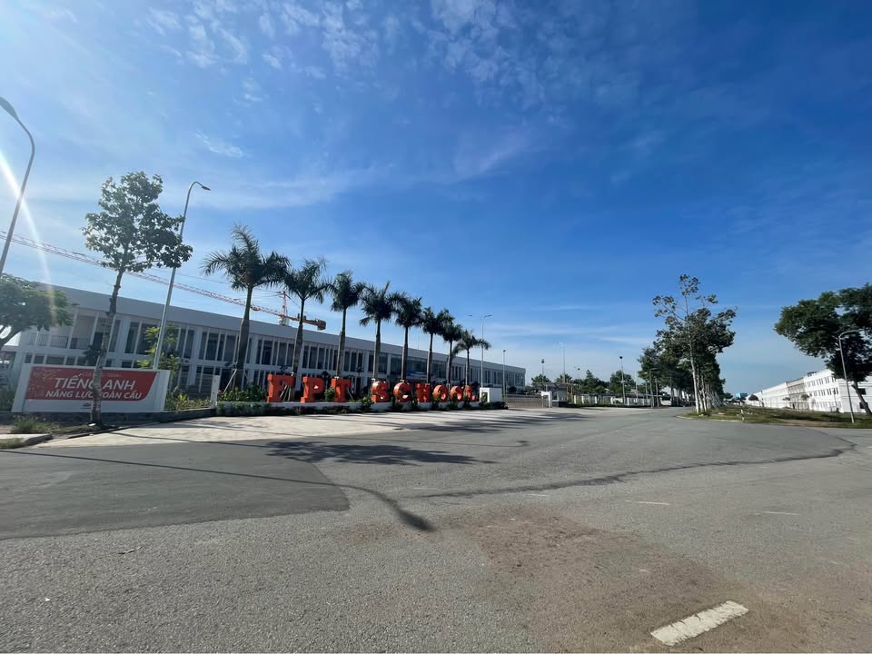 Nhà riêng 2 tầng đường Số 7, KĐT 5A Sóc Trăng 88.2m² giá 2.45 tỷ - Full nội thất gỗ cao cấp