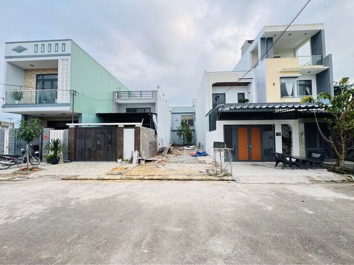 Đất nền Ngũ Hành Sơn Đà Nẵng 100m² giá 3.7 tỷ - Vị trí tiềm năng để đầu tư!