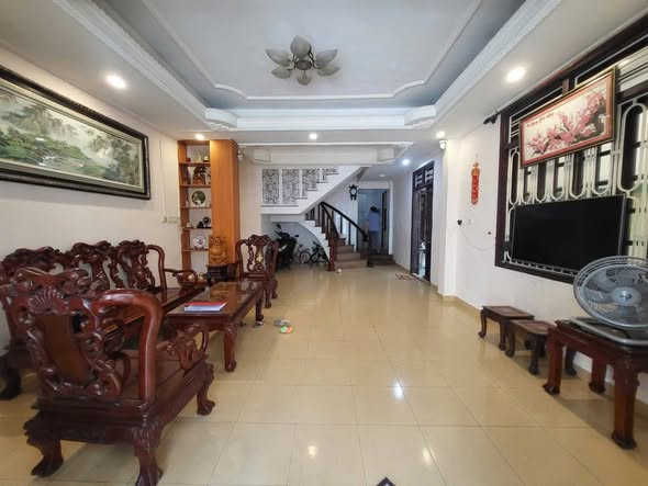 Nhà mặt tiền đường Hải Hồ 113m² giá 11.8 tỷ - Kinh doanh sầm uất!