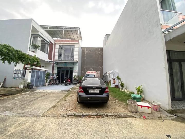 Đất 2 mặt kiệt ô tô 70m² Lê Đình Kỵ, Đà Nẵng - Giá 3.23 tỷ thương lượng!