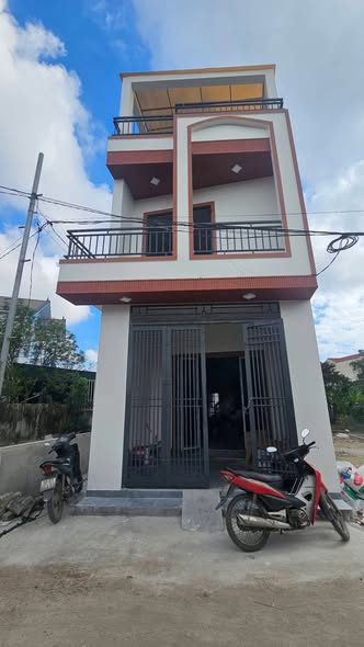 Nhà 3 tầng Phường Hưng Lộc, Vinh 66m² giá 3 tỷ - Sẵn sàng vào ở ngay!