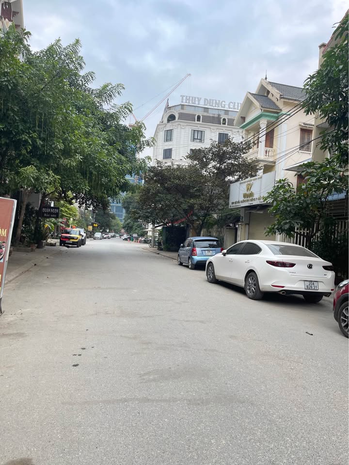 Nhà 5 tầng Bắc Sơn, Sông Công 183m² giá 1 tỷ - Vị trí siêu trung tâm