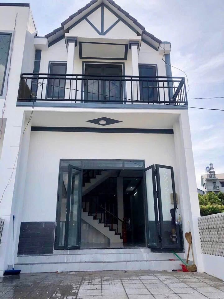 Nhà hẻm Nguyễn Trãi, Bảo Lộc 100m² giá 1.9 tỷ - Mua ngay để ở!