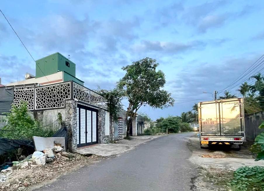 Bán lô đất hẻm 200 Y Wang, phường Ea Kao, 140m² giá 2.1 tỷ - Đầu tư sinh lời ngay!