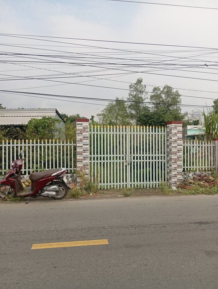 Đất nền mặt tiền Lộ 10 Tấn, sông Sà Lan - 629m² giá 2.83 tỷ - Đầu tư sinh lời!