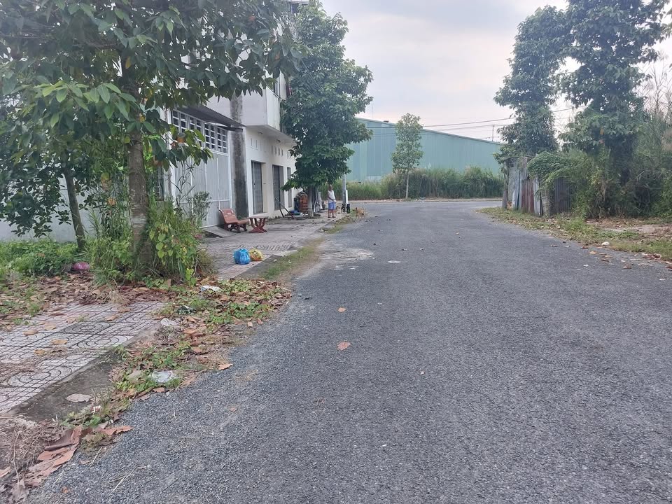 Đất mặt tiền đường nhựa KDC Tân Ngãi Vĩnh Long 120m² giá 1.45 tỷ - Đầu tư tuyệt vời!