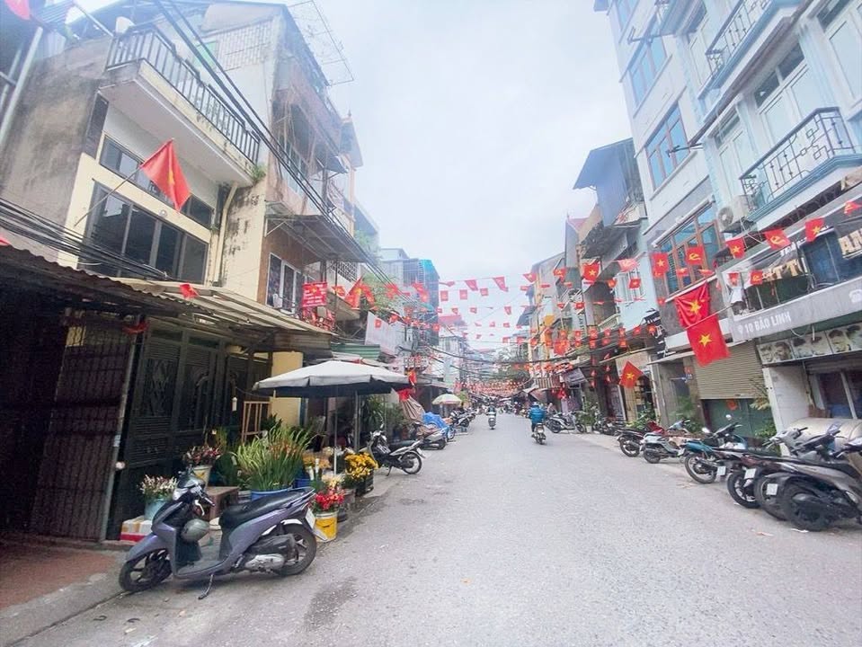 Nhà mặt phố Bảo Linh, quận Hoàn Kiếm, 80m² giá 20 tỷ - Kinh doanh đỉnh cao!