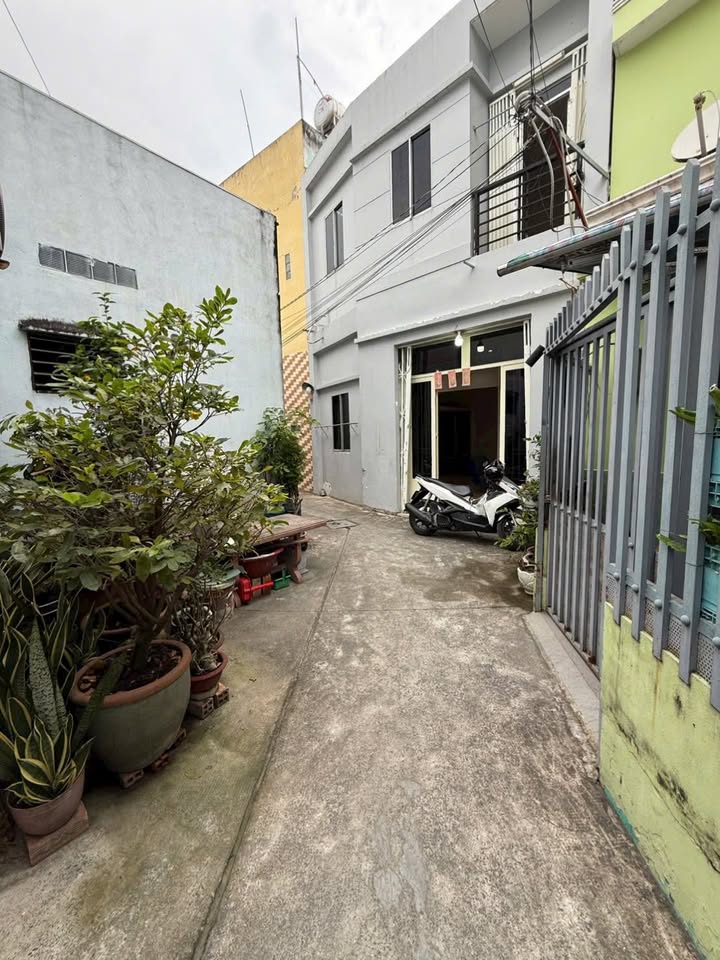 Nhà hẻm 1/ đường Tên Lửa, Bình Tân 50m² giá 4 tỷ - An ninh yên tĩnh!