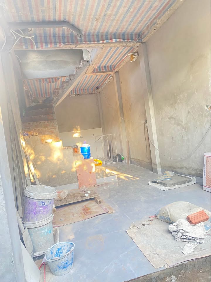 Nhà liền kề 3 tầng Trần Lãm 35m² giá 1.9 tỷ - Cơ hội đầu tư tuyệt vời!