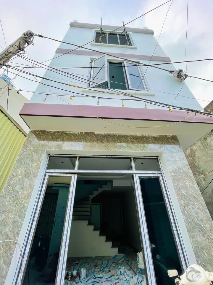 Nhà 3,5 tầng căn góc Phú Khánh, Thái Bình 40m² - Thiết kế hiện đại, giá tốt!