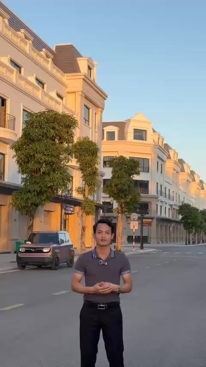 Cho thuê shophouse 5 tầng Vinhomes Golden Avenue 21 triệu - Vị trí đắc địa cho kinh doanh