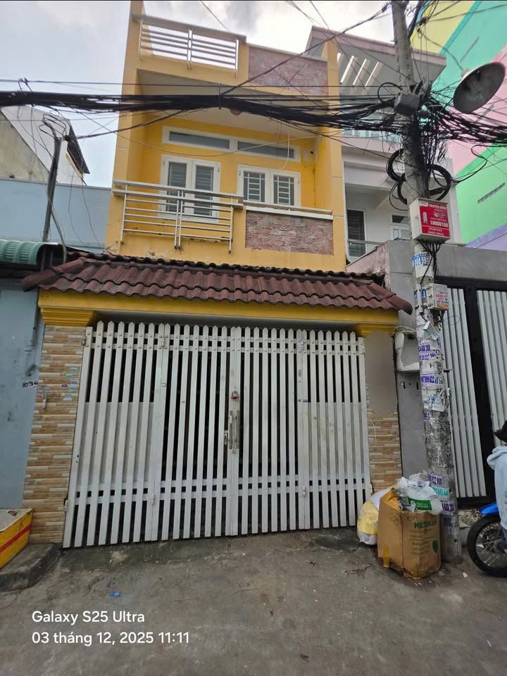 Nhà bán quận Bình Tân 80m² giá 10 tỷ - Hẻm rộng, tiện nghi đầy đủ!