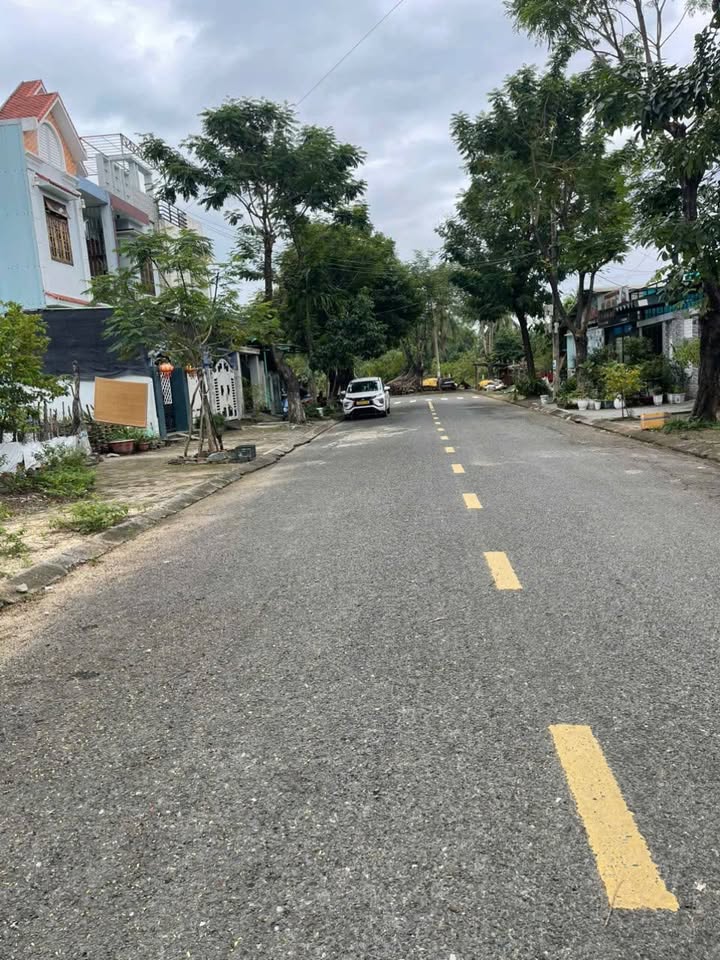 Nhà mặt tiền Đào Nghiễm, Liên Chiểu, 100m² giá chỉ 4.85 tỷ - Đầu tư sinh lời ngay!