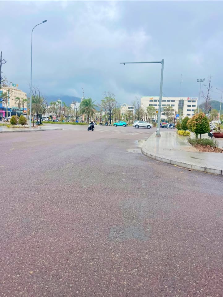 Nhà mặt tiền kinh doanh 4 tầng Lý Thường Kiệt 36m² giá 5 tỷ - Đầu tư sinh lời hấp dẫn!