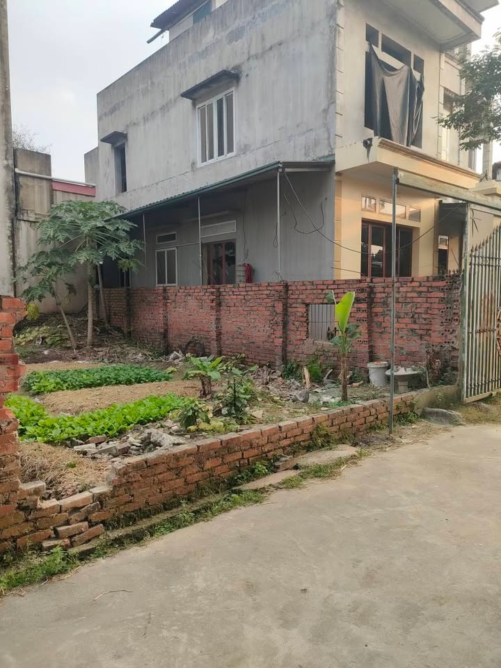 Đất nền Dư Xá, Ninh Xá 70m² giá 2 tỷ - Vị trí đẹp, giao thông thuận lợi!